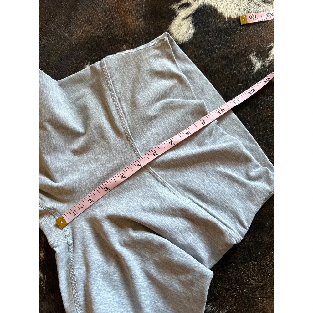 ALO Alosoft High-Waist 7/8 Highlight Legging In Athletic Heather Grey Size XXS